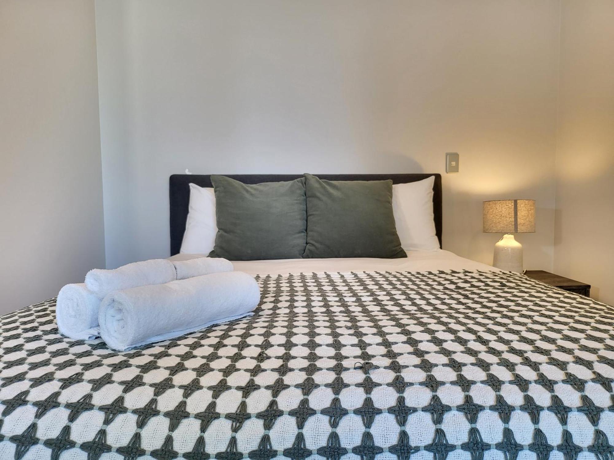 Sky Stars Essential Reserve Auckland Phòng bức ảnh